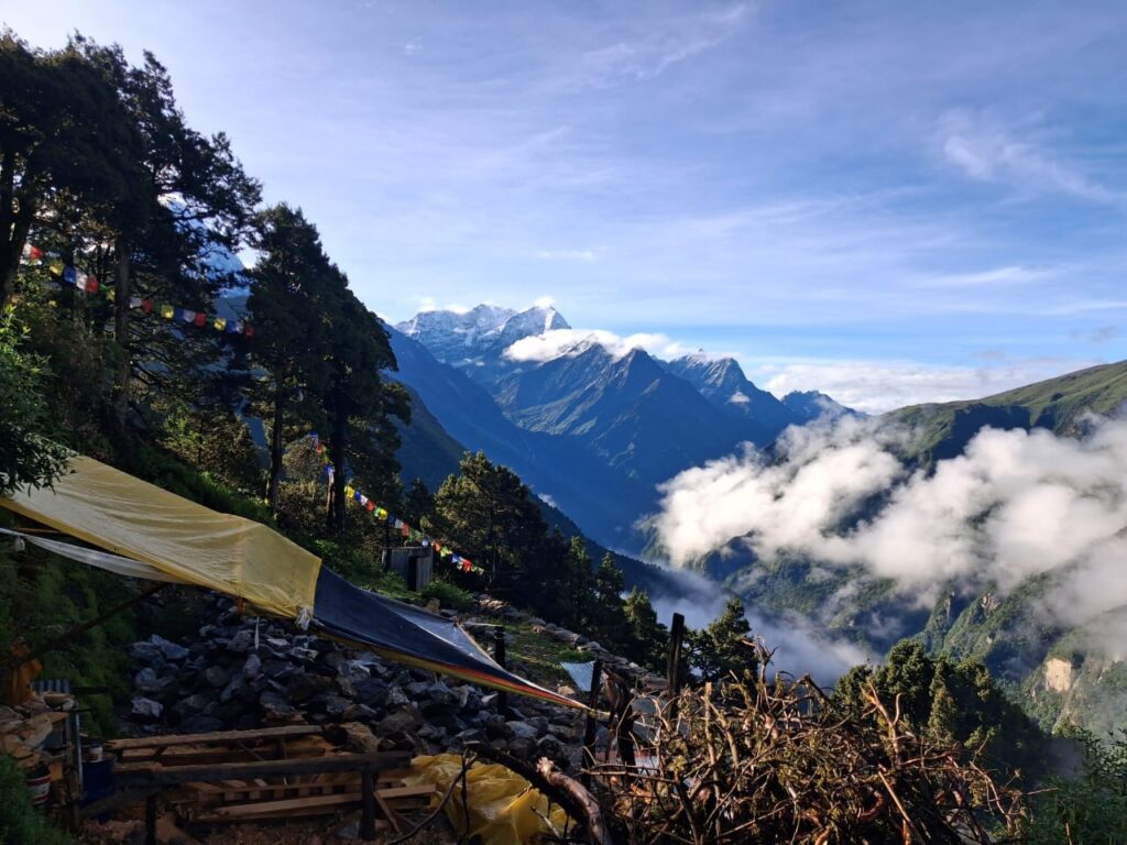 Khentrul Rinpoche in Retreat in Genuk Gompa, Khumbu